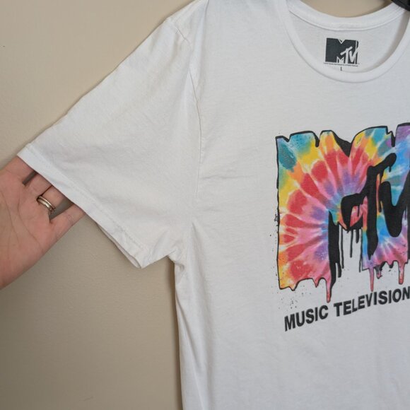 MTV music television tie dye on white t-shirt Large EUC - Picture 3 of 9